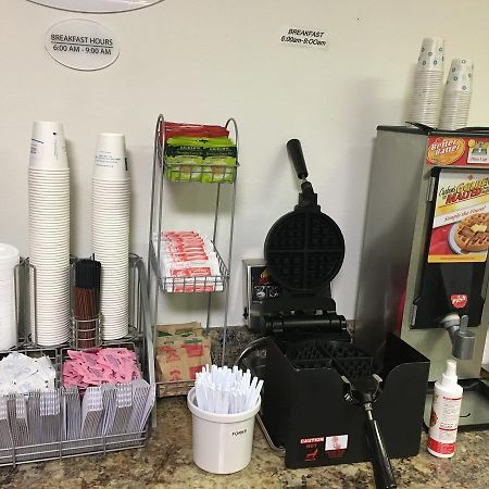 机场i90速8酒店 苏瀑 外观 照片
